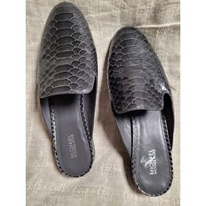 Michael Kors Black Flats Snakeskin Embossed Leather Mules Oval Toe VO17E 7.5M